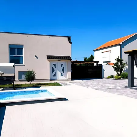 Modern M&m, Villa Zaton (Zadar)